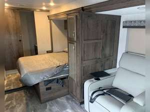 Autocaravanas de lujo Gulf Stream Conquest 6238 usadas, caravanas para acampar, estándar de emisiones Euro 5 OEM, 4-6 pasajeros, 11000 kg máx., color blanco - Product Image 6