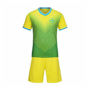 Uniforme de football à séchage rapide avec logo personnalisé uniforme de football de vêtements de sport fabriqué par des professionnels au Pakistan - Product Image 1