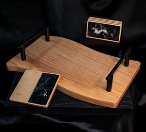 Plateau circulaire en bois massif artisanal, plateau de service en noyer avec poignées intégrées, vaisselle pour hôtel et restaurant, plateau décoratif - Product Image 4