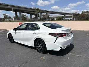 Camry SE FWD 2022 Usado de Élite - Product Image 3