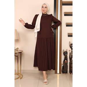 Conjunto de Dos Piezas con Falda Plisada Informal, Top Largo y Pantalones Cortos a Media Pierna, Disponible en Tallas XXS a 3XL - Product Image 3