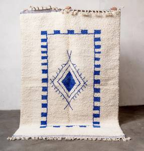 Alfombra de bereber marroquí para decoración de la cama, felpudo auténtico hecho a mano de Beni Ourain, Gabeh - Product Image 1