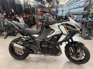 Moto de tourisme sportive et d'aventure 1100cc 2025 (édition SE) - Product Image 2