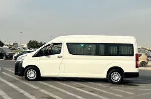 HIACE 2023 USADA EN EXCELENTES CONDICIONES, 13 PLAZAS - Product Image 4