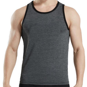 Venta al por mayor Gym Tank Top Hombres Casual Summer Vest Style Sportswear Material ligero Drop Armhole Cut Crew Neck Tank Tops para hombres - Product Image 6