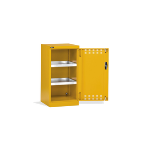PERFOM110, armadio con porte a battente scanalate, W512 x D555 x H1000 mm - Product Image 1