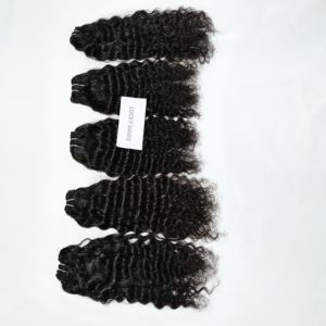 Vente en gros d'extensions de cheveux humains naturels Raw Curly Single Drawn Double Trame Black Color Temple Indian Fabrique Meilleur prix! - Product Image 3