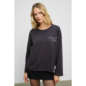 GRIMELANGE DAZULU เสื้อยืดแขนยาวผ้าเนื้อนุ่มพิมพ์ลายสำหรับผู้หญิง - Product Image 1