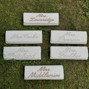 Oferta Increíble en Bolso de Mano de Novia Personalizado con Cuentas, Estilo Clásico y Elegante - Product Image 3