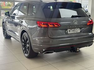 Voiture d'occasion à faible kilométrage, <span class=keywords><strong>Volkswagen</strong></span> <span class=keywords><strong>Touareg</strong></span> V6S SUV 2020, livraison mondiale - Product Image 6
