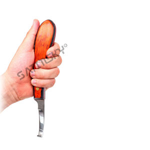 Cuchillo súper afilado de acero inoxidable para herradura de caballo con mango de madera, instrumento quirúrgico veterinario de mano derecha para el cuidado de caballos - Product Image 2