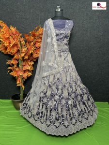 Diseñador Heavy bordado lentejuelas Zari Work Party Work Wear Lehenga con blusa Dupatta para Bodas de verano y eventos de celebración - Product Image 5