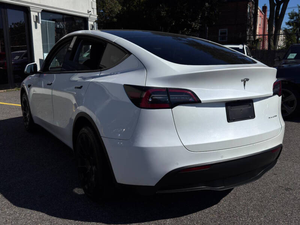 Sedán Compacto Eléctrico Premium 2023, Vehículo Eléctrico de Largo Alcance, Carga Rápida, Funciones de Conducción Inteligente, Sin Accidentes - Product Image 6