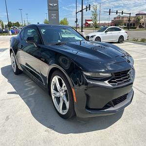 UTILISÉ LHD/RHD 2022 CHEVROLET CAMARO LT1 COUPE RWD - Product Image 1