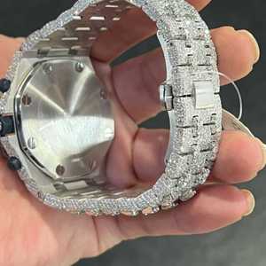 นาฬิกาหรูหราประดับเพชรโมอิสซาไนต์ พร้อมเครื่องทดสอบเพชร ตัวเรือนสแตนเลสสตีล ดีไซน์แบบแร็ปเปอร์ ประดับเพชร VVS สำหรับผู้ชาย - Product Image 4
