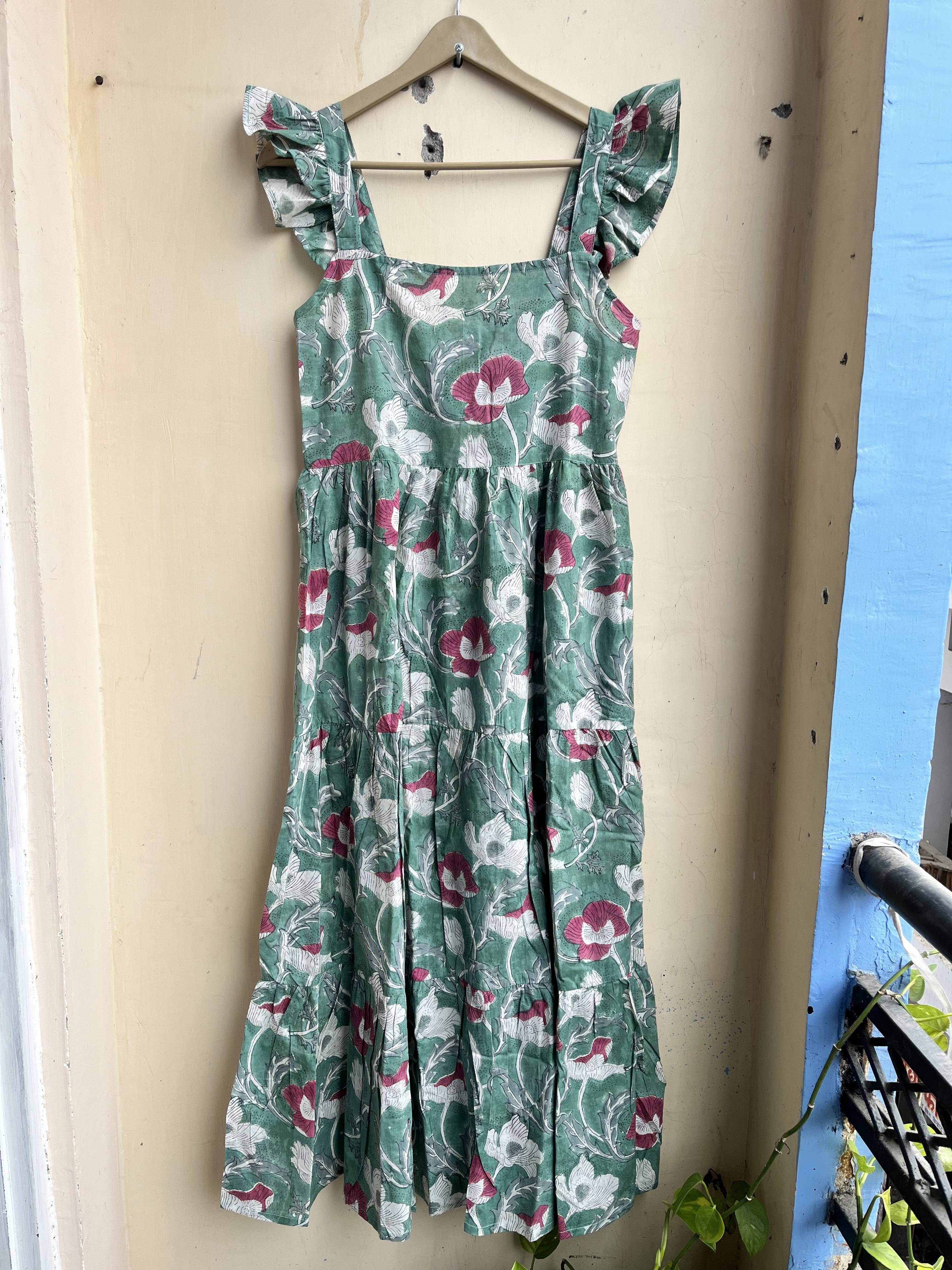 สีเขียว