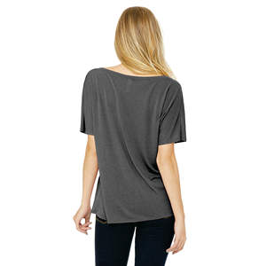 65% Poly 35% Viscose 32 simple 3.7 oz gris femmes T-Shirt ample col en v avec fond incurvé subtil coton - Product Image 3