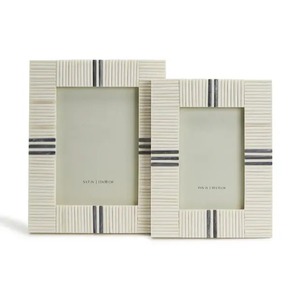 Molde de Resina con Incrustaciones de Hueso, Diseño de Osito, Modelo Hecho a Mano, Decoración de Pared - Product Image 1