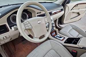 VOLVO S80 V8 AWD 2007 d'occasion, conduite à gauche/droite - Product Image 3