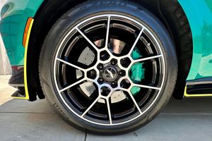 Offre Spéciale : Aston Martin DBX 707 AMR23 Edition d'occasion 2024 - PRÊT À EXPÉDIER - Product Image 3