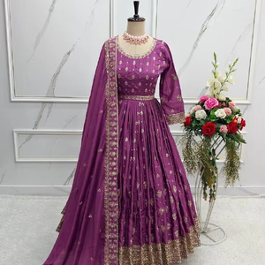 Seda chinnon pura de alta calidad con bordado pesado Trabajo de secuencia de 5mm con manga con Ped adjunto con cinturón Kamer con monedero - Product Image 1