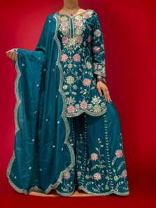 Salwar Kameez pakistanais polyvalent avec broderie traditionnelle et tissu riche pour les occasions spéciales aux meilleurs prix - Product Image 4