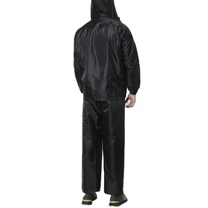 Survêtement coupe-vent léger et imperméable en polyester et nylon avec logo personnalisé pour homme – Collection 2026 - Product Image 6