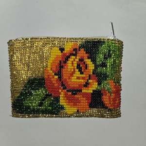 Porte-monnaie perlé : Design rose en verre tchèque - Product Image 5