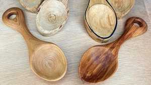 Cuchara de cocina de madera Natural hecha a mano, ecológica, resistente al calor para uso en la cocina, para revolver fiestas, mezclar, servir alimentos - Product Image 2