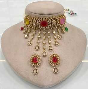 Hermoso Conjunto de Collar Gargantilla de Última Moda, Estilo Minimalista, Collar Tradicional Indio con Pendientes para Mujer, Perfecto para Fiestas - Product Image 4