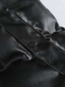 Nuevo estilo pequeño MOQ hombres al aire libre relleno de alta calidad personalizado abajo cremallera mate PU chaqueta de invierno chaqueta de cuero personalizada Puffer - Product Image 5