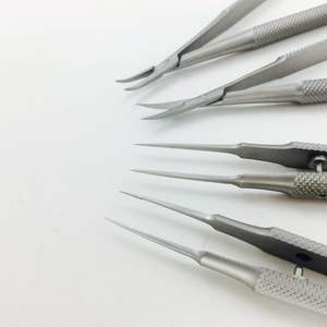 ชุดเครื่องมือผ่าตัดกระดูกและข้อ 4 ชิ้น ทำจากสแตนเลส ประกอบด้วย คีมจับเข็ม กรรไกร และเครื่องมืออื่นๆ - Product Image 2
