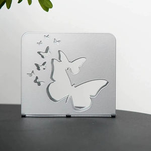 ที่วางผ้าเช็ดปากสแตนเลสตกแต่งลายผีเสื้อ ดีไซน์ฉลุลายสวยงาม เหมาะสำหรับงานปาร์ตี้ งานอีเว้นท์ และการตกแต่งบ้าน - Product Image 1