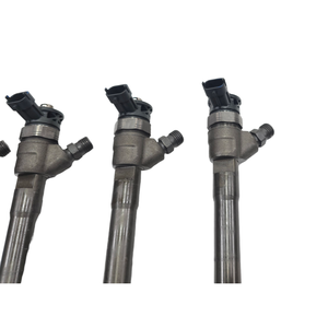 INJECTEURS MERCEDES Classe C S. Wagon W205 0445110546 OM 626.951 Diesel 1600 (14>) - Product Image 5