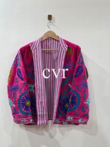 เสื้อโค้ทกำมะหยี่ปักลายดอกไม้ คอจีน ไซส์ใหญ่ เสื้อคลุมฤดูหนาวสำหรับผู้หญิง สไตล์จีน แขนยาว ผ้าหนา - Product Image 3