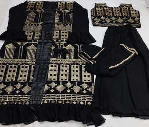 Dernière tendance Faux Georgette avec paillettes broderie Salwar Suit Femme Fabricant et fournisseur de mode de Surat - Product Image 5