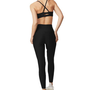 Ensemble de yoga fitness de meilleure qualité Ensemble de yoga nouveau style Ensemble de yoga à bas prix pour femme Vêtements de sport à séchage rapide - Product Image 2