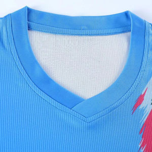 <b>Manufacturer</b> Sale High Quality Custom Football Jersey Fashionable Soccer Uniforms Made from Durable Polyester Sports Wear - Product Image 2