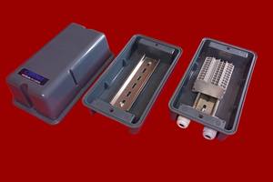 Caja de Distribución de Perfil Bajo PS-14L11 con Clasificación IP67, Material ABS, Diseñada para Riel DIN - Product Image 3