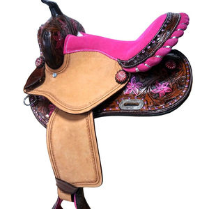 Selle de cheval en cuir véritable occidental de qualité supérieure et ensemble de selle de baril avec pointe de cheval assortie disponible à la vente en Inde - Product Image 1