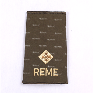 QUICK WAY INDUSTRIES Par de pasadores de hombro verde oliva con bordado negro, accesorio de uniforme OEM - Product Image 1