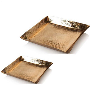 Tahura exporta bandejas de servicio de metal martillado cuadrado simple en aluminio y cobre para decoración de mesa personalizada - Product Image 1