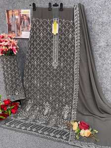 Traje paquistaní duradero y elegante con exquisito bordado a mano, ideal para uso diario y ocasiones especiales al mejor precio - Product Image 6