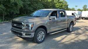 (TB) 2025 F-150 XLT 4DR SUPERCREW 4WD 5.5FT TURBO HÍBRIDO GASOLINA/ELÉCTRICO CAMIONETA USADA - Product Image 3