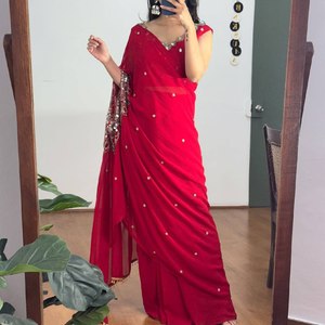 Sari de Georgette Rojo de Lujo con Bordado a Mano de Espejos, para Bodas/Eventos de Invierno/Verano, Largo hasta el Suelo, de Secado Rápido, para Mujer - Product Image 2
