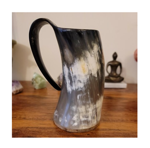 Mug en corne de buffle de qualité supérieure, nouveaux artisanats, vaisselle haut de gamme, mugs en corne viking incurvés indiens avec poignée - Product Image 4