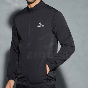 Chaqueta de invierno de poliéster ligero para hombre Diseño de dobladillo frontal con cremallera y cuello levantado - Product Image 4