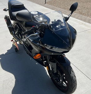 สภาพเหมือนใหม่ - พร้อมขับขี่ - รถมอเตอร์ไซค์ยามาฮ่า YZF-R6 ปี 2005 วิ่ง 2,500 ไมล์ - Product Image 1