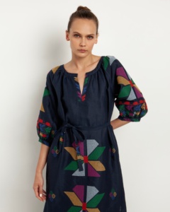 Vestido Maxi Bohemio de Diseño Ucraniano, Color Azul Cielo, Ecológico, 100% Algodón, Bordado, Manga Larga - Product Image 4