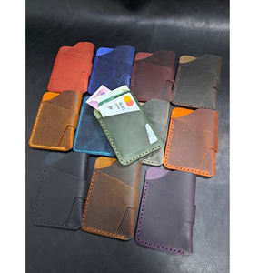 Porte-cartes vertical en cuir véritable de haute qualité pour cartes de crédit avec utilisation pratique et design coloré - Product Image 1